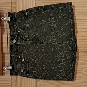 American Eagle Next Level Stretch High Rise Mini Skirt. Size 00.